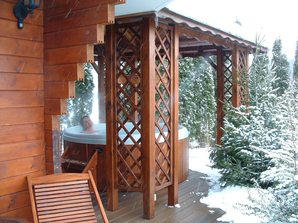Domaine De La Carrauterie By Terre Insolite Sautin Exterior foto